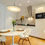 Appartement Edificio Fénix, Constitución 1 *