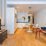 Appartement Edificio Fénix, Constitución 1 *