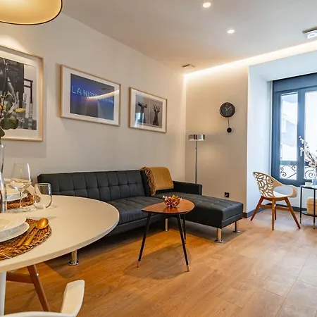 Edificio Fénix, Constitución 1 Apartamento *