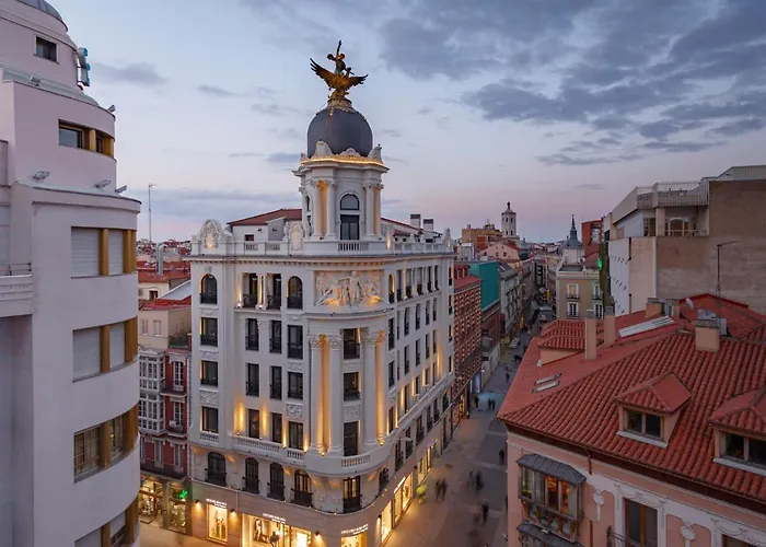 Edificio Fenix By Plaza Mayor Apartamento